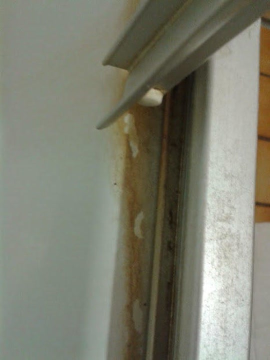 Duschkabine - unsauber, unhygienisch und eklig! Gasthof Naturfreundehaus Am Hahnenschnabel