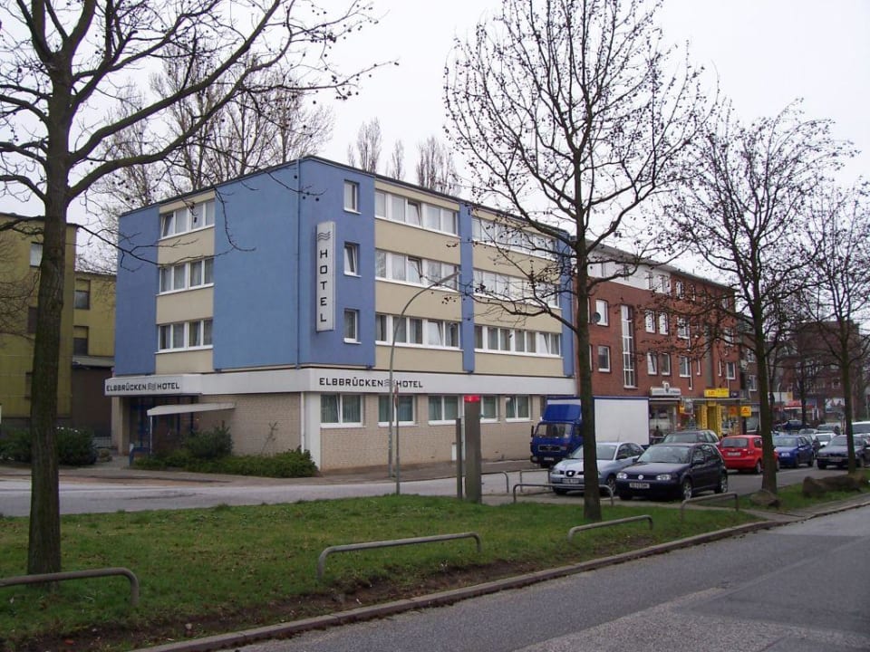 Außenaufnahme Elbbrücken Hotel