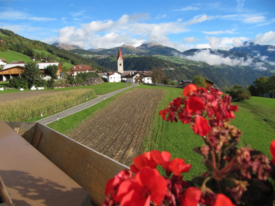 Spinges - Blick vom Hotel Natur & Aktiv Hotel Rogen