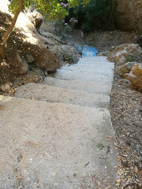 Weg zum Strand vom Haus A /Golden Sand Hotel Golden Sand