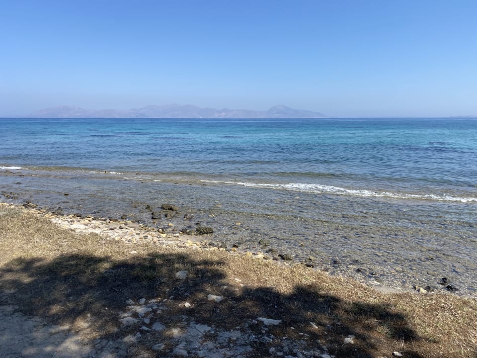 Strand Hotel Kouros Palace