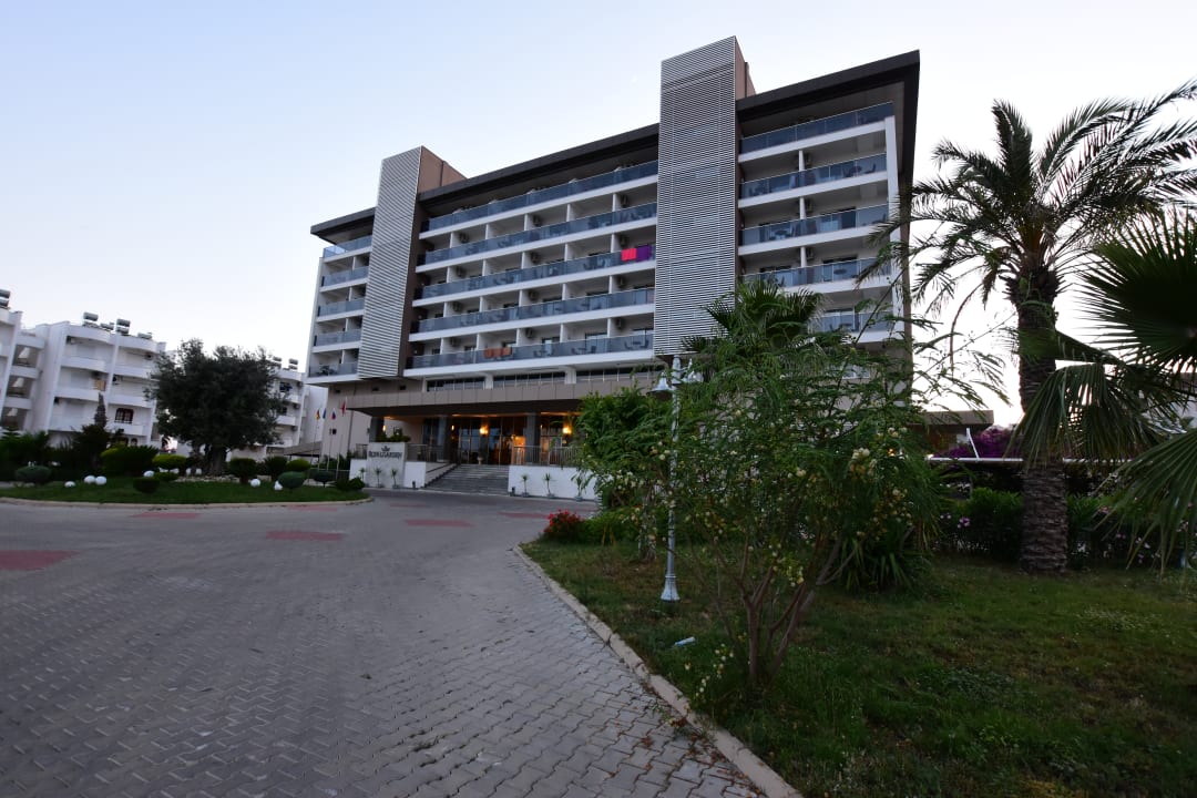 Außenansicht Hotel Royal Garden Beach