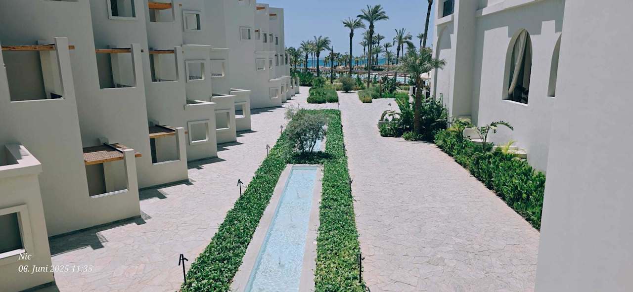 Außenansicht Serry Beach Resort