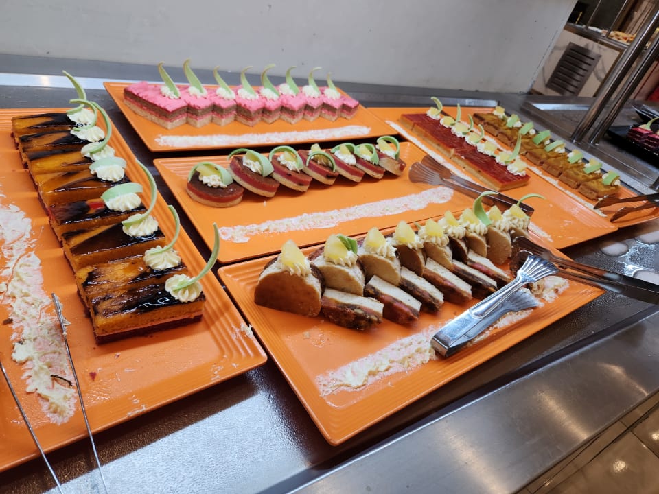 Gastro The V Luxury Resort Sahl Hasheesh