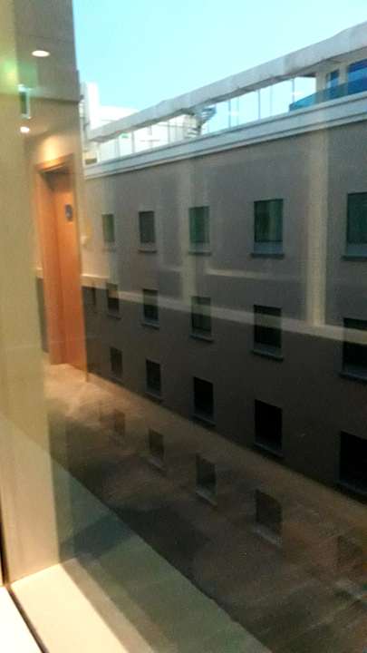 Ausblick Holiday Inn Express Dubai Airport