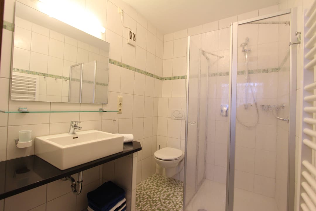 Badezimmer im 1. Stock Aparthotel Der Wieserhof