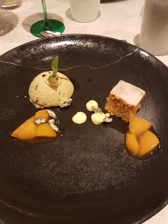 Gastro Wellnessresort Vier Jahreszeiten