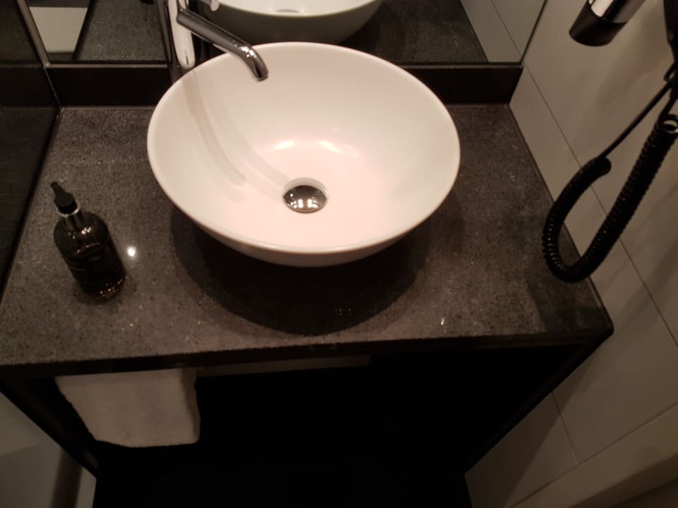 Zimmer Motel One München-East Side