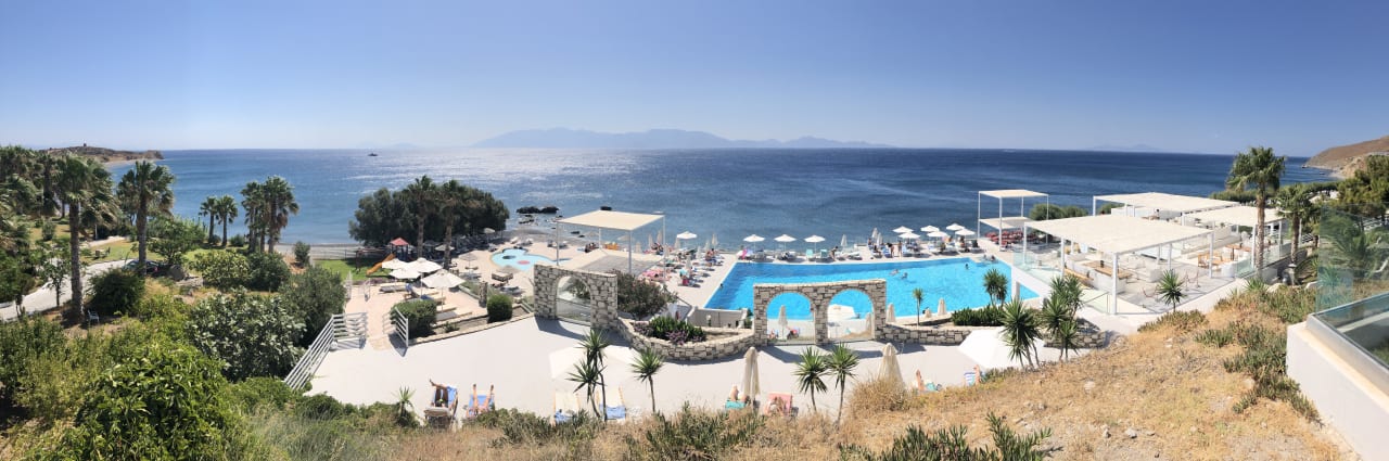 Ausblick Dimitra Beach Hotel & Suites