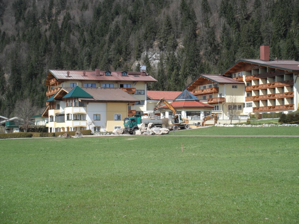 Bald ist die Außensauna fertig Hotel Seehof