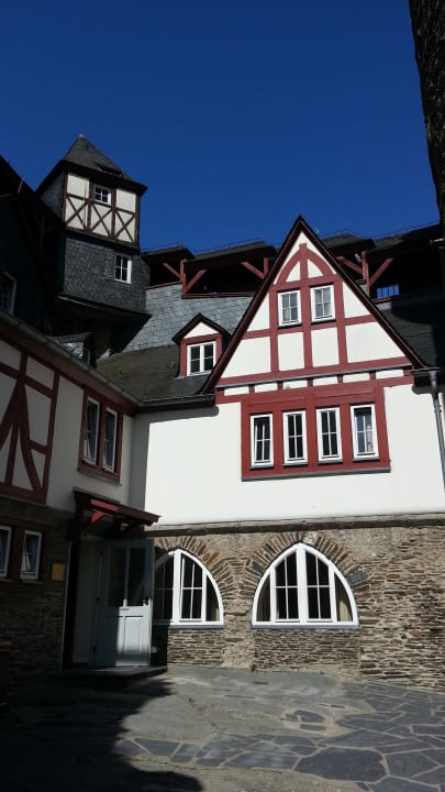 Innenhof Jugendherberge Burg Stahleck Bacharach Holidaycheck