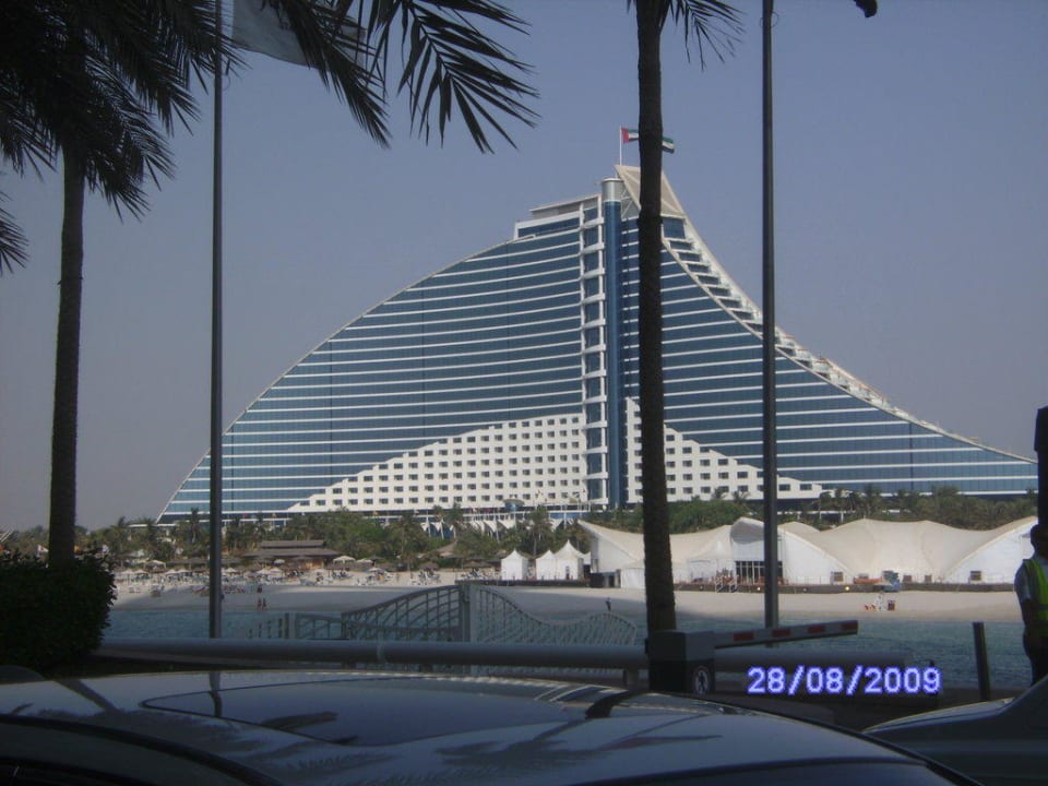 Ausblick vom Burj al Arab auf das Jumeirah Beach Jumeirah Beach Hotel
