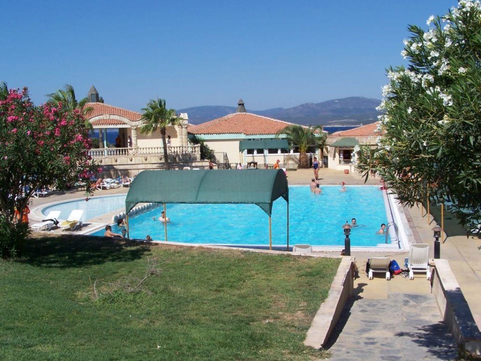 Der Animationspool Club Resort Atlantis