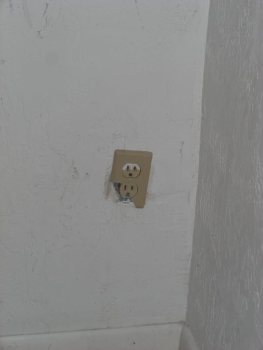 Kaputte Steckdosen Hotel GilbertS Resort And Marina