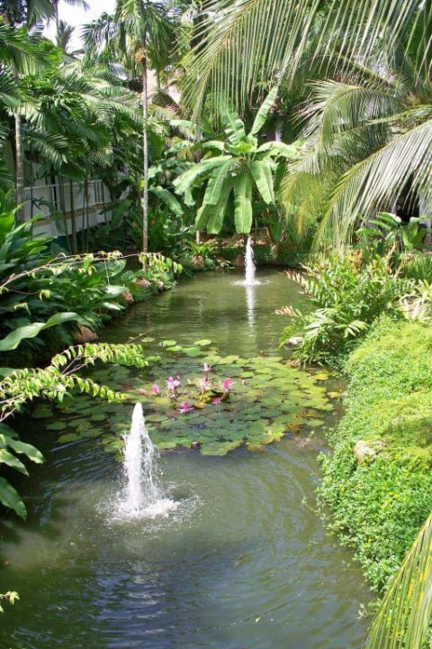 Teil der Gartenanlage Aonang Villa Resort