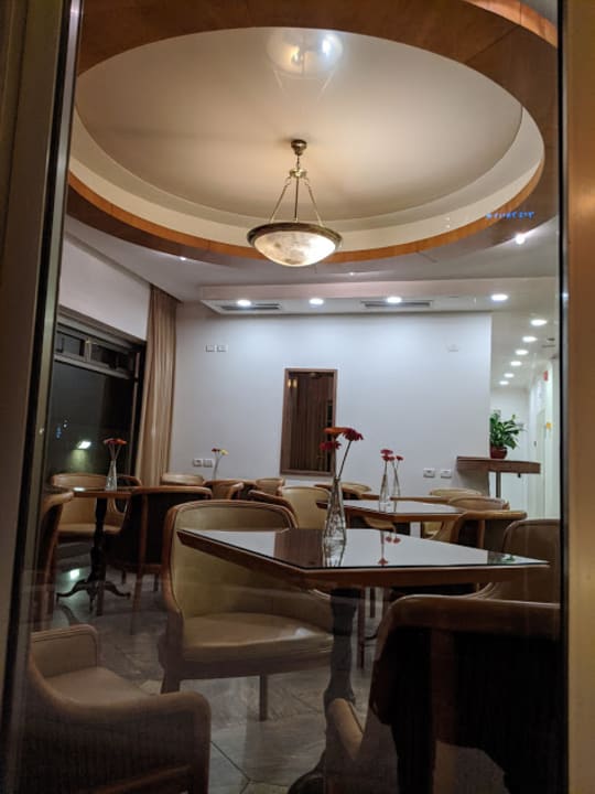 Gastro Abratel Suites Hotel