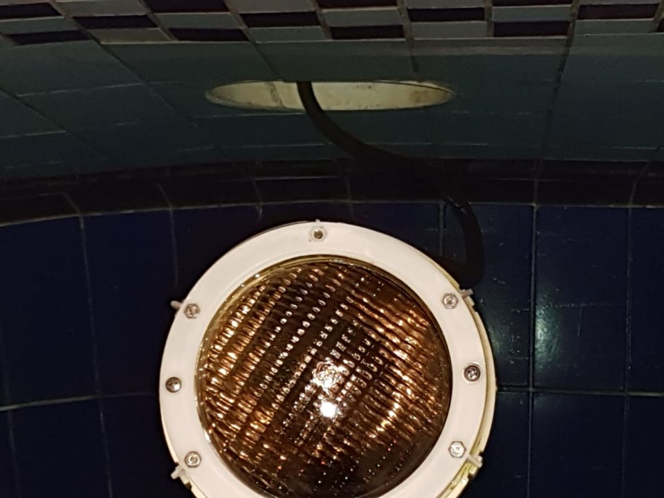 Pool Laguna Beach Marsa Resort