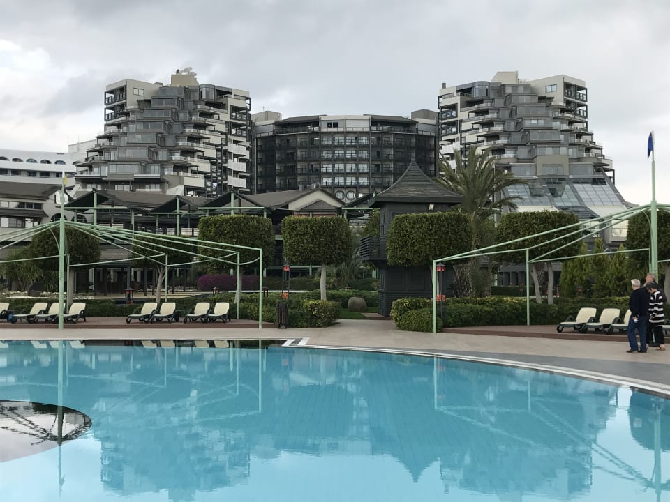 Limak Lara de Luxe  Limak Lara Deluxe Hotel & Resort