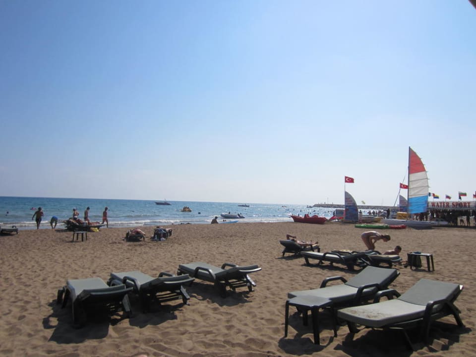 Feiner Sandstrand Port Side Resort Hotel