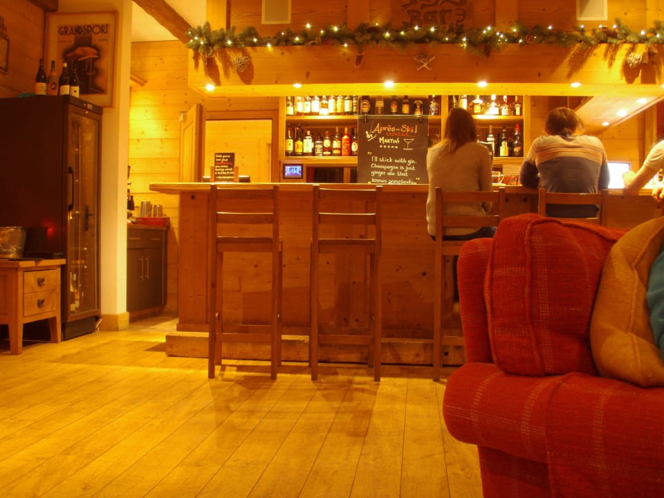 Gemütliche Bar Hotel Mountain Lodge