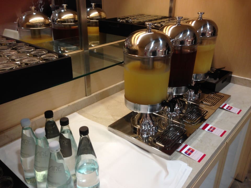 Frühstücksbuffet Hotel Ramada Plaza Milano