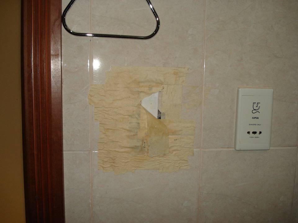 Fönloch in der wand Hotel Moon Valley Apartments