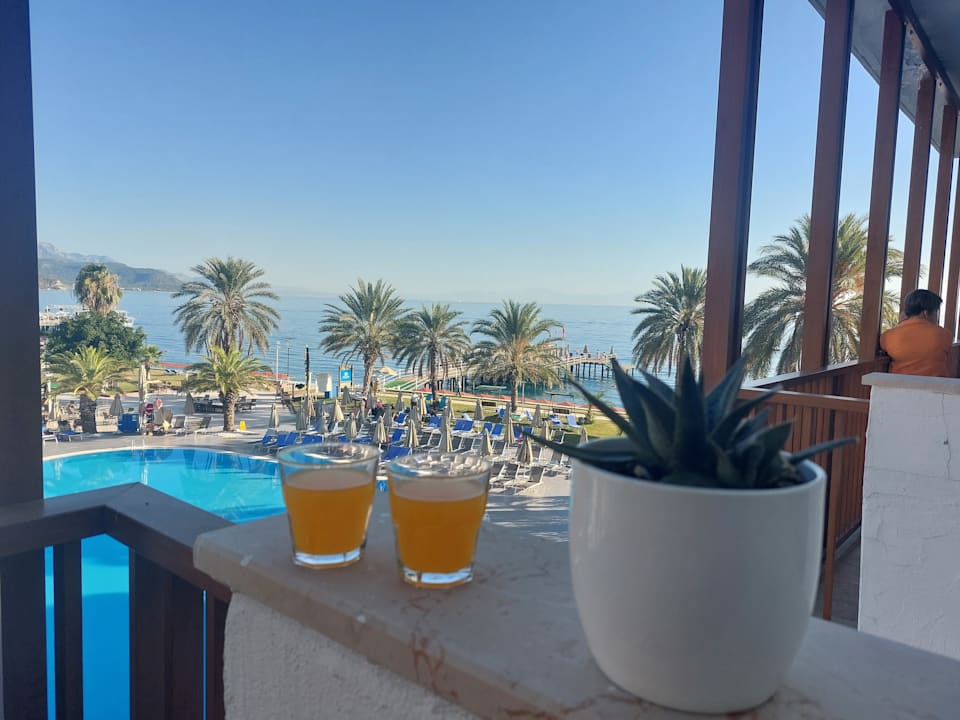 Außenansicht AQI Hydros Club