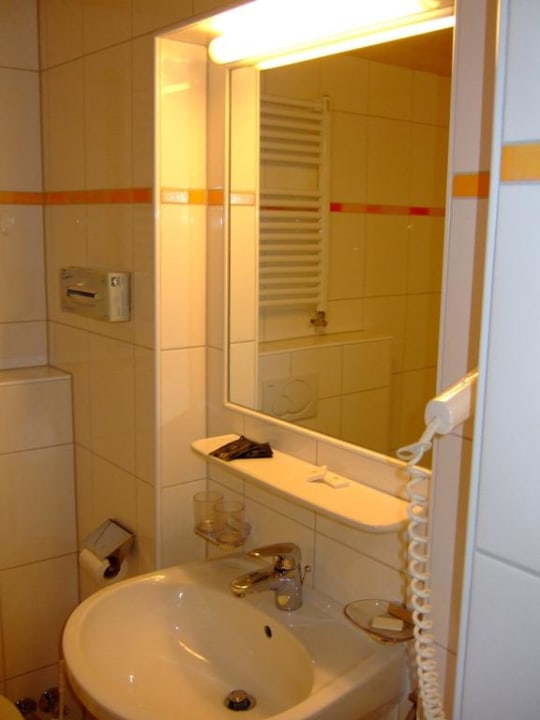 Bad Hotel Goldenes Kreuz B&B
