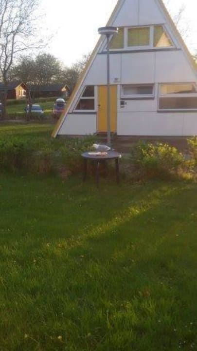 Haus von vorne  Ferienhauspark Asgard in Damp