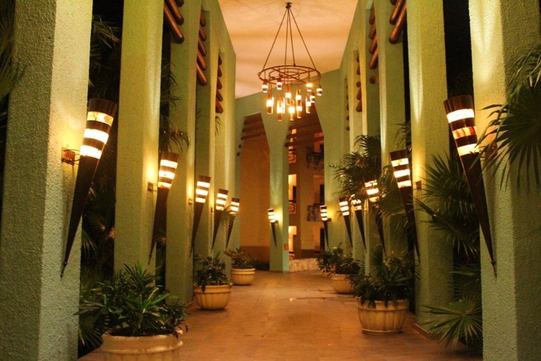 Verbindungswege Iberostar Selection Paraiso Maya Suites