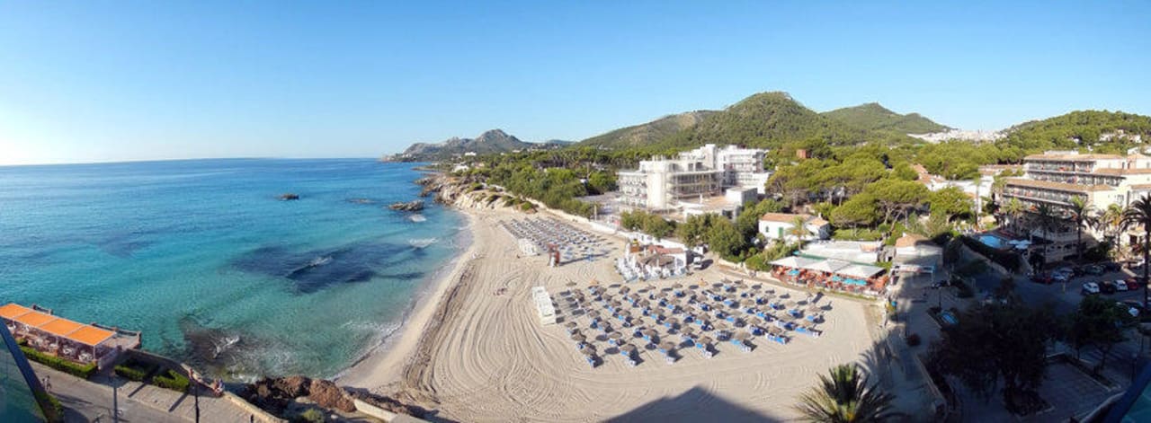 Blick vom Balkon auf die Son Moll Bucht Son Moll Sentits Hotel & Spa