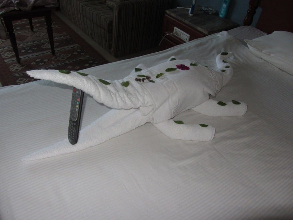 Krokodil aus Handtüchern Titanic Beach Spa & Aqua Park