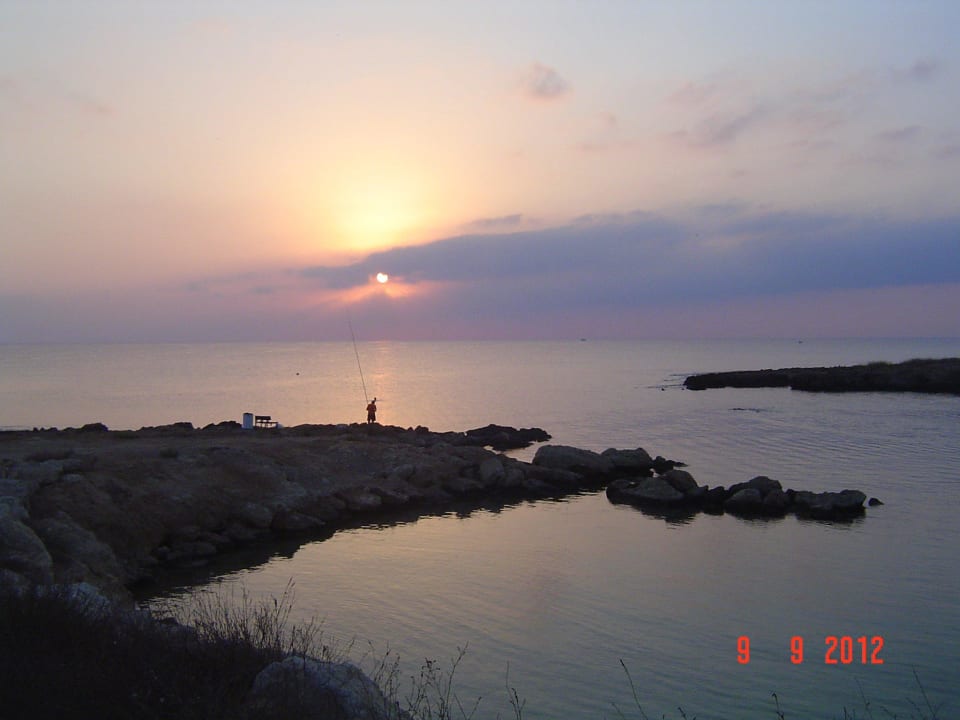 Východ slunce Crystal Springs Beach Hotel