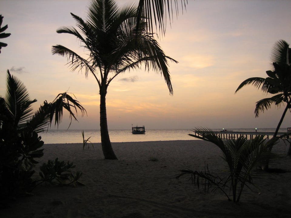 Sonnenaufgang Angaga Island Resort