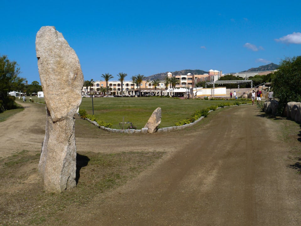 Weg zum Strand Almar Timi Ama Resort & Spa