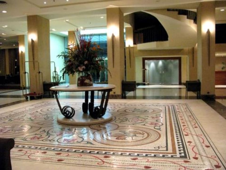 Lobby Makedonia Palace