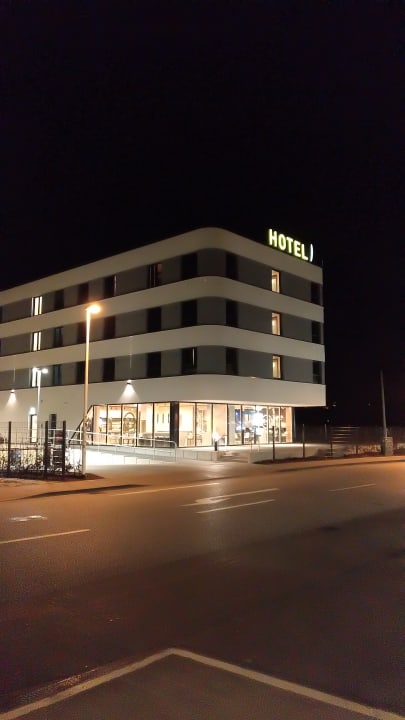 Außenansicht B&B Hotel Rostock-Hafen