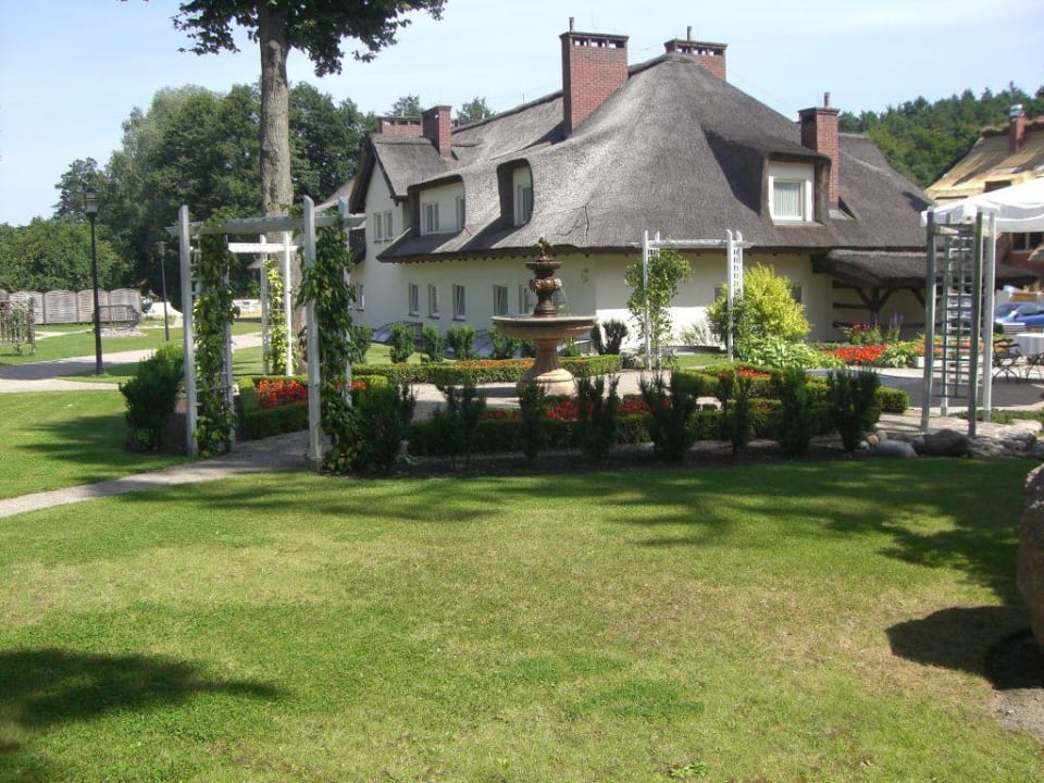 Außenansicht Hotel Dwor Oliwski