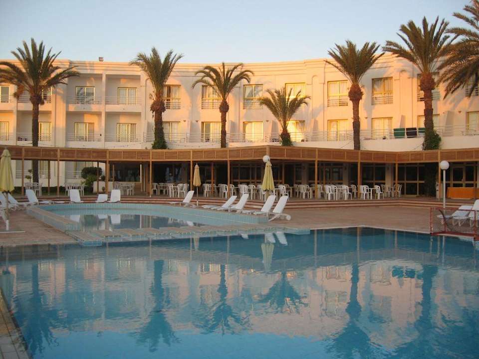 Pool Ruspina Beach Resort