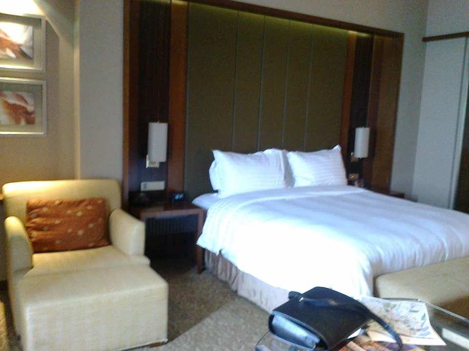 Executive Floor, King size bed Hotel Hilton Nanjing Riverside