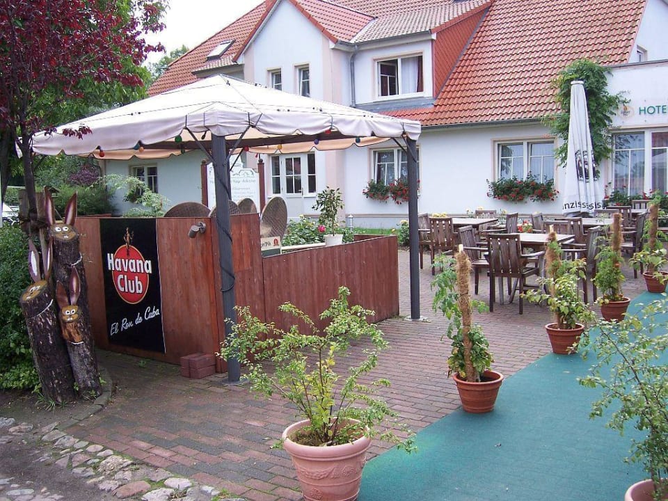 Bar vor dem Hotel Hotel Kap Arkona