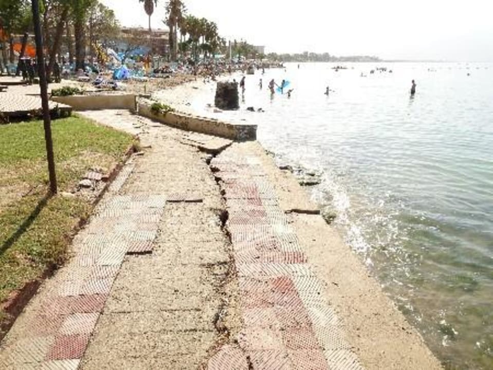 Hauseigene Strandpromenade  Ephesia Holiday Beach Club