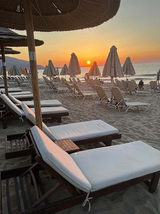 Strand High Beach Resort