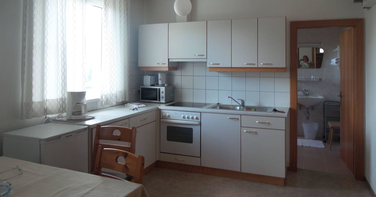 Die überaus nette Küche Appartements Kanauf