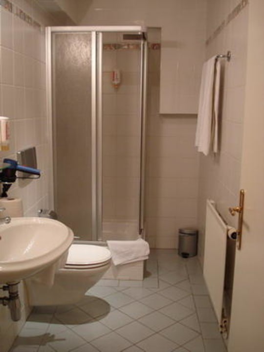 Badezimmer Suite Hotel 200m zum Prater