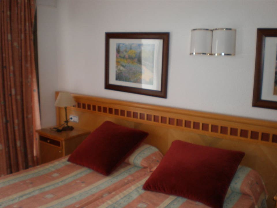 Bett Hotel More