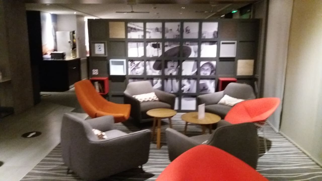 Lobby Hotel Mercure Honfleur