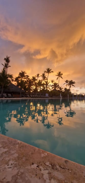 Pool Hotel Viva Dominicus Beach by Wyndham - All Inclusive Resort
