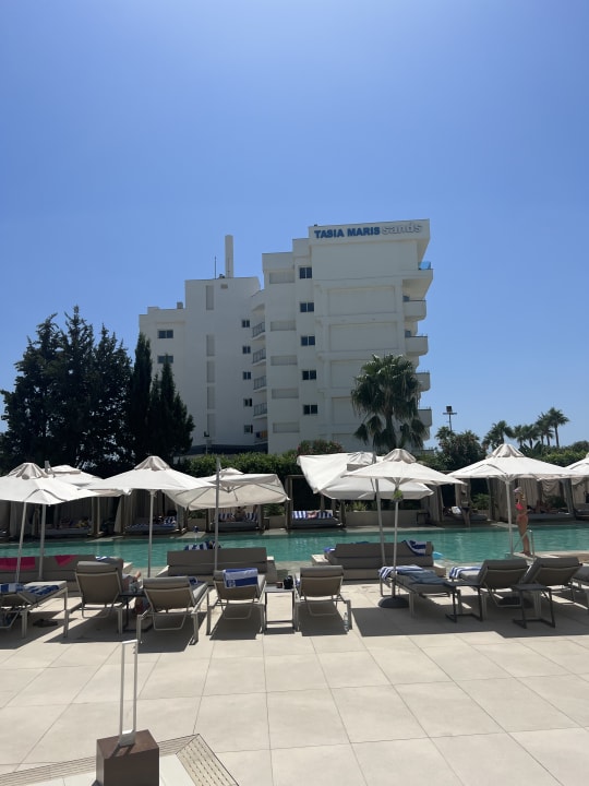 Pool Chrysomare Beach Hotel & Resort