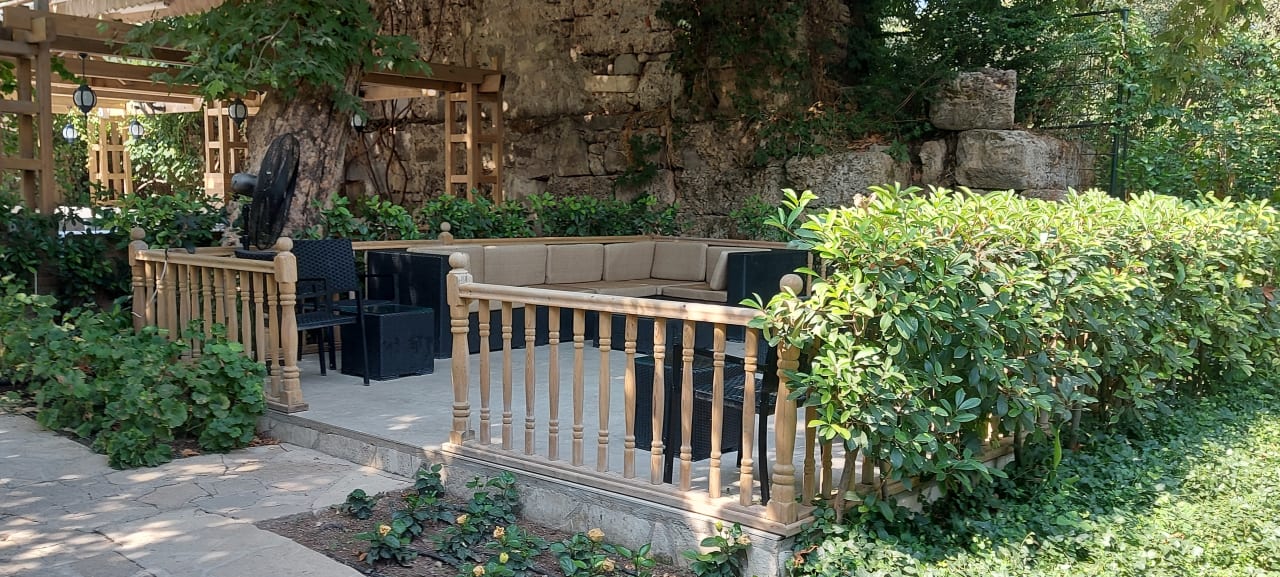 Gastro Can Garden Beach